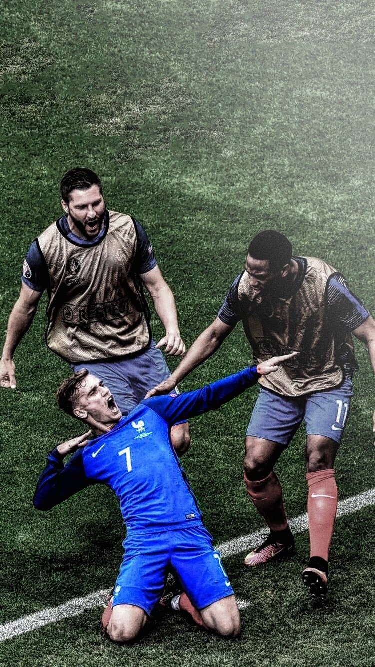 纳瓦斯：退役前一年因髋关节问题我甚至无法陪孩子们散步（纳瓦斯回忆：退役前一年髋部伤势严重，连陪孩子散步都做不到）