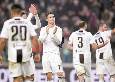 萨林杰真不行了？广东“三王炸”验货成功，朱芳雨被迫更换大外援（萨林杰状态堪忧？广东“三王炸”试验成功，朱芳雨不得不更换大外援）