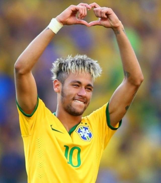 2025／26赛季英超：阿森纳新星斯凯利会在冬窗租借离队吗？多家英超球队关注他近况（2025／26赛季英超观察：阿森纳新星斯凯利会否冬窗外租？多家英超球队正密切关注）